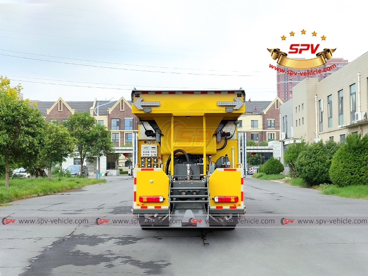 Slurry Sealing Truck Sinotruk - B Slurry Sealing Truck Sinotruk - B